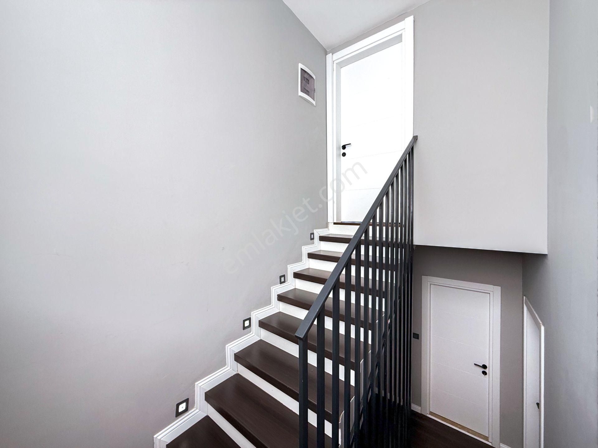 Goldhouse Dan Satılık Ovacık Ta Prestijli Konumda Havuzlu Triplekls Villa 3,5 + 1 - Görsel 27