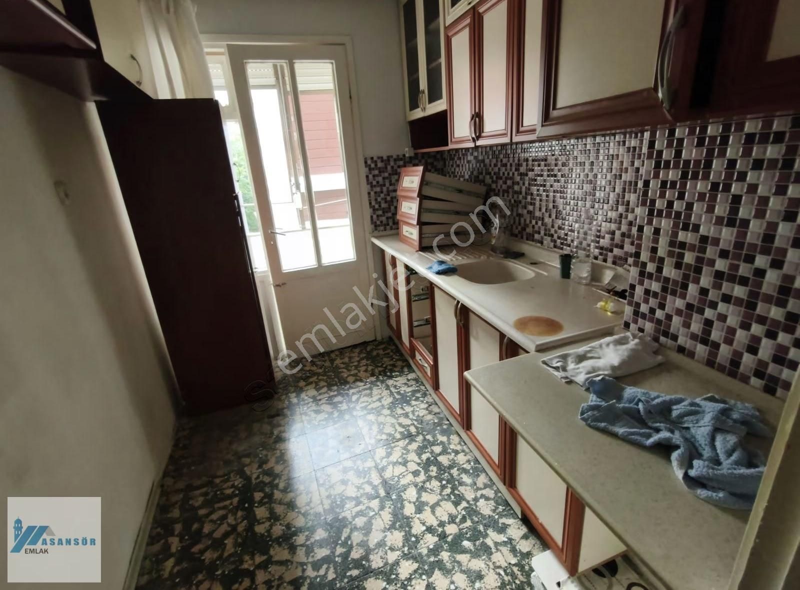 Asansör Emlaktan Satilik 2+1 Arakat Balkonlu Cift Cepheli Daire - Görsel 3