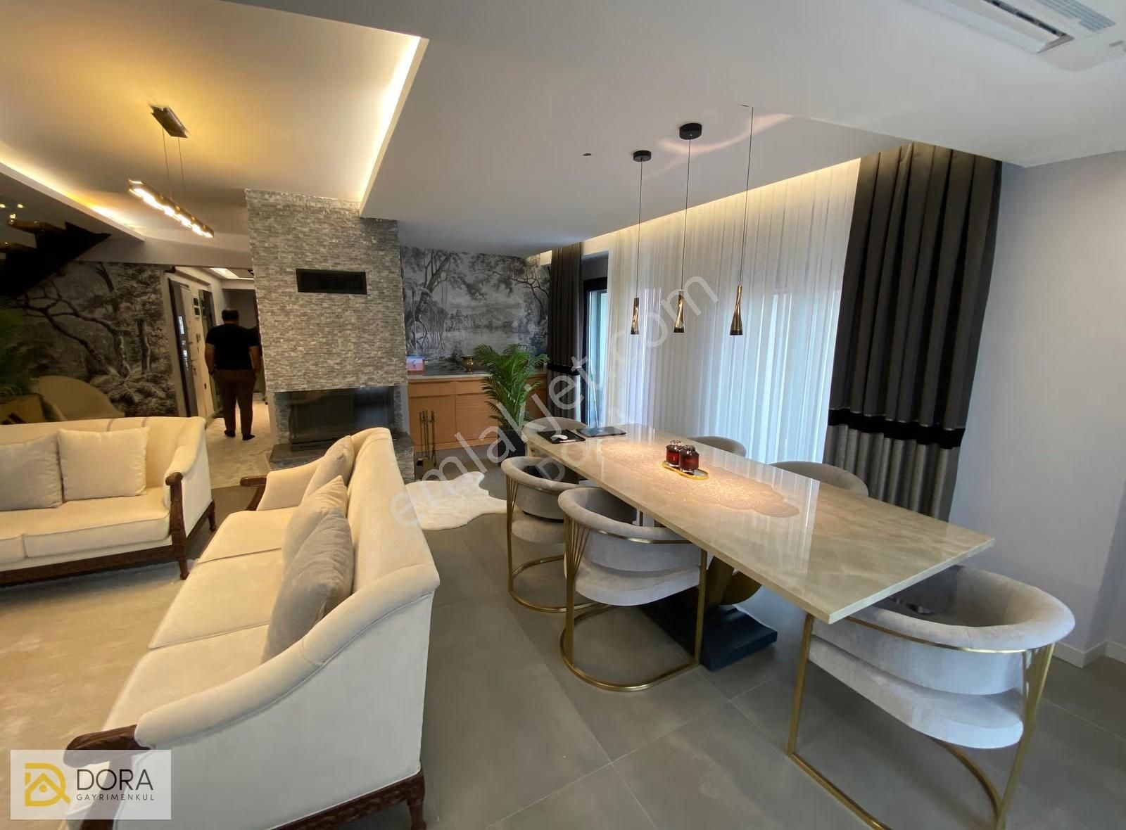 Buca Forbest 4+1 Özel Yapım 300 M2 Otoparklı Dubleks 1 Yıllık - Görsel 4