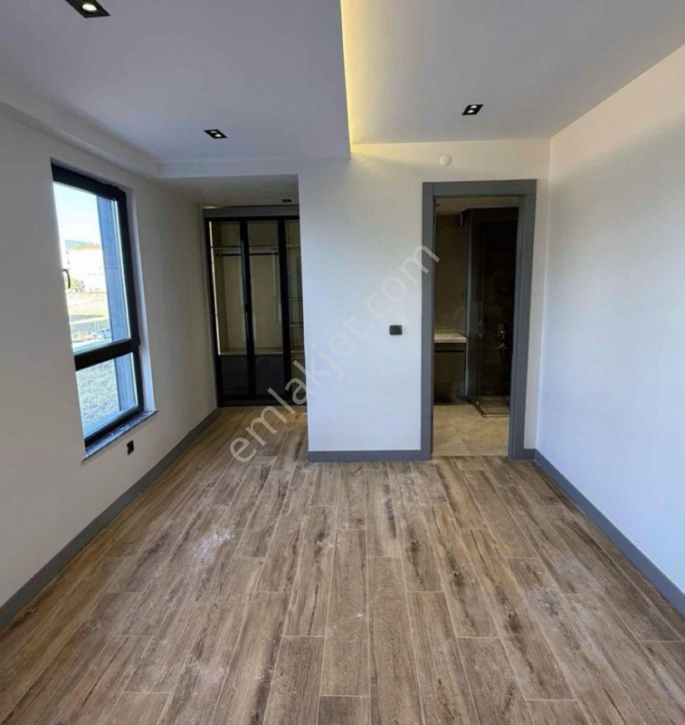 Çamlıca Mahallesinde Ultra Lüks 3+1 150m2 Özel Garajlı Daire - Görsel 20