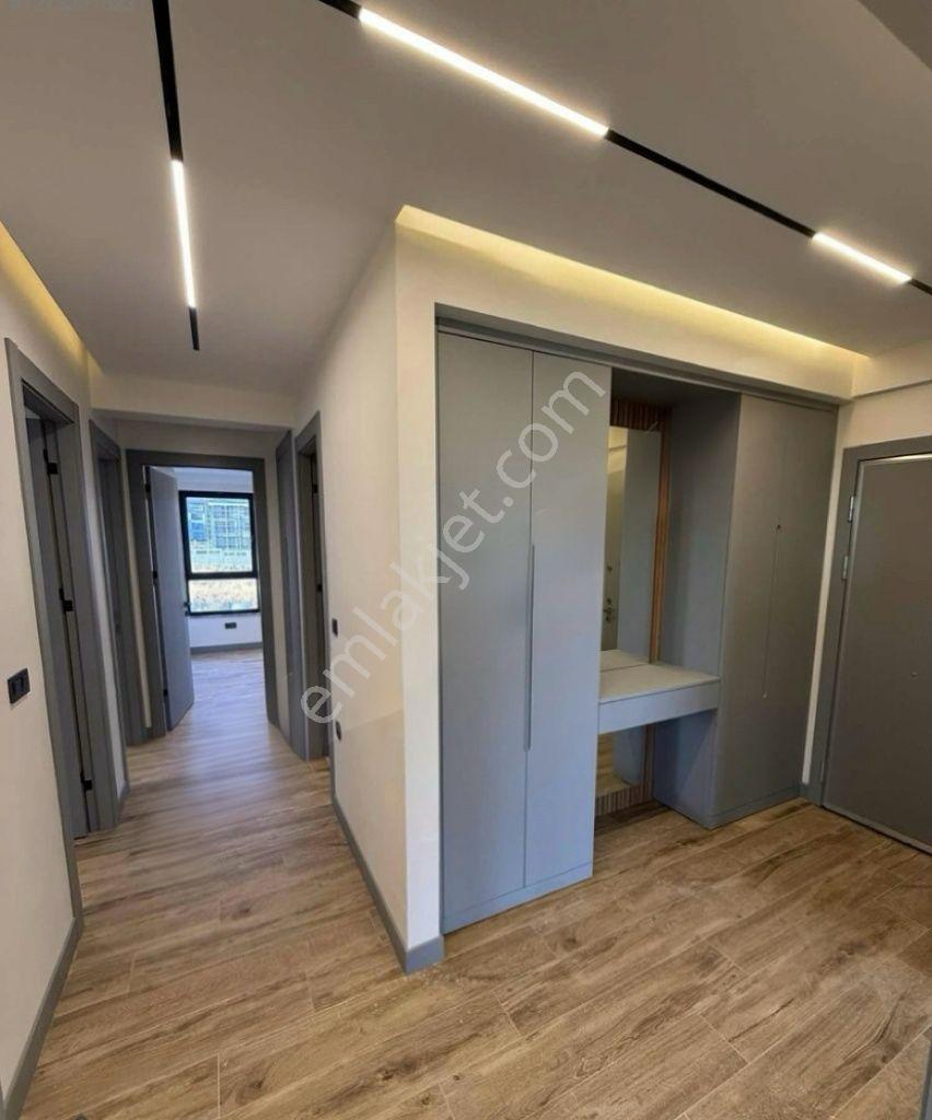 Çamlıca Mahallesinde Ultra Lüks 3+1 150m2 Özel Garajlı Daire - Görsel 26