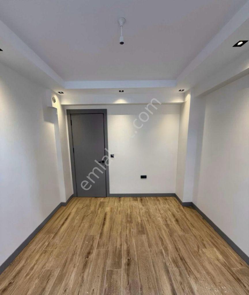 Çamlıca Mahallesinde Ultra Lüks 3+1 150m2 Özel Garajlı Daire - Görsel 16