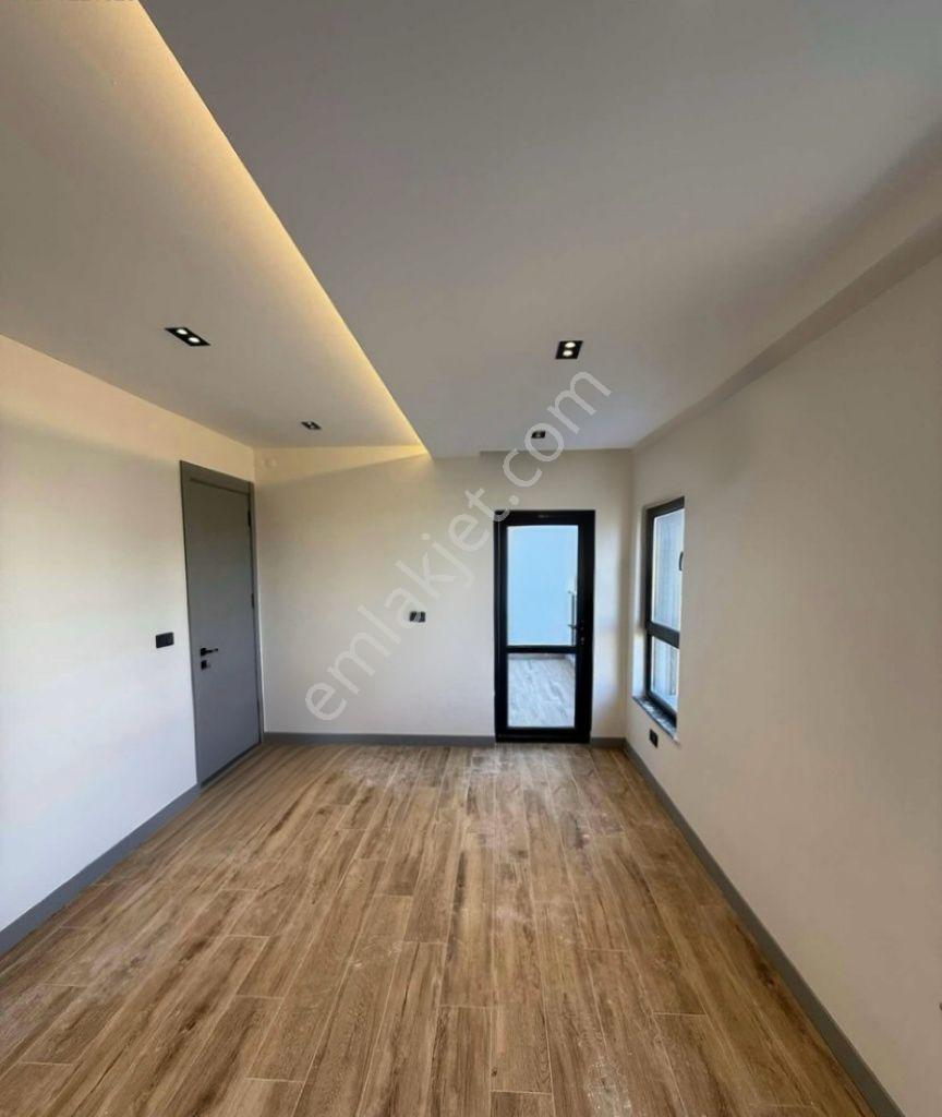Çamlıca Mahallesinde Ultra Lüks 3+1 150m2 Özel Garajlı Daire - Görsel 18