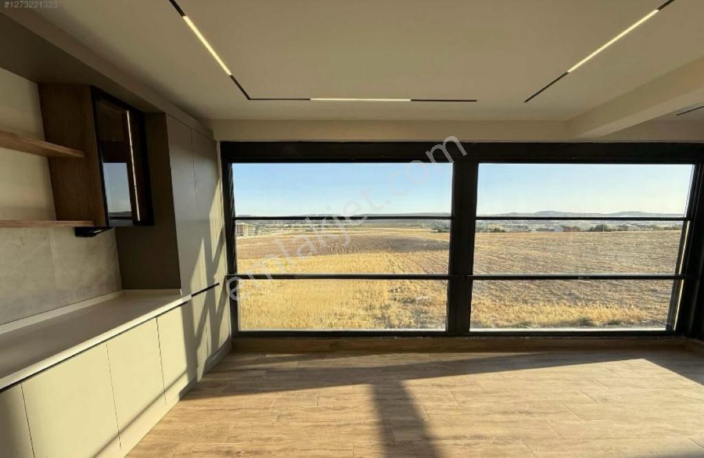 Çamlıca Mahallesinde Ultra Lüks 3+1 150m2 Özel Garajlı Daire - Görsel 7