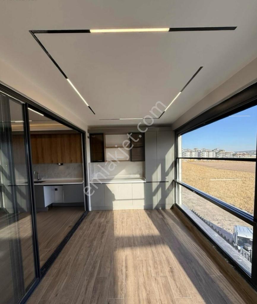 Çamlıca Mahallesinde Ultra Lüks 3+1 150m2 Özel Garajlı Daire - Görsel 9