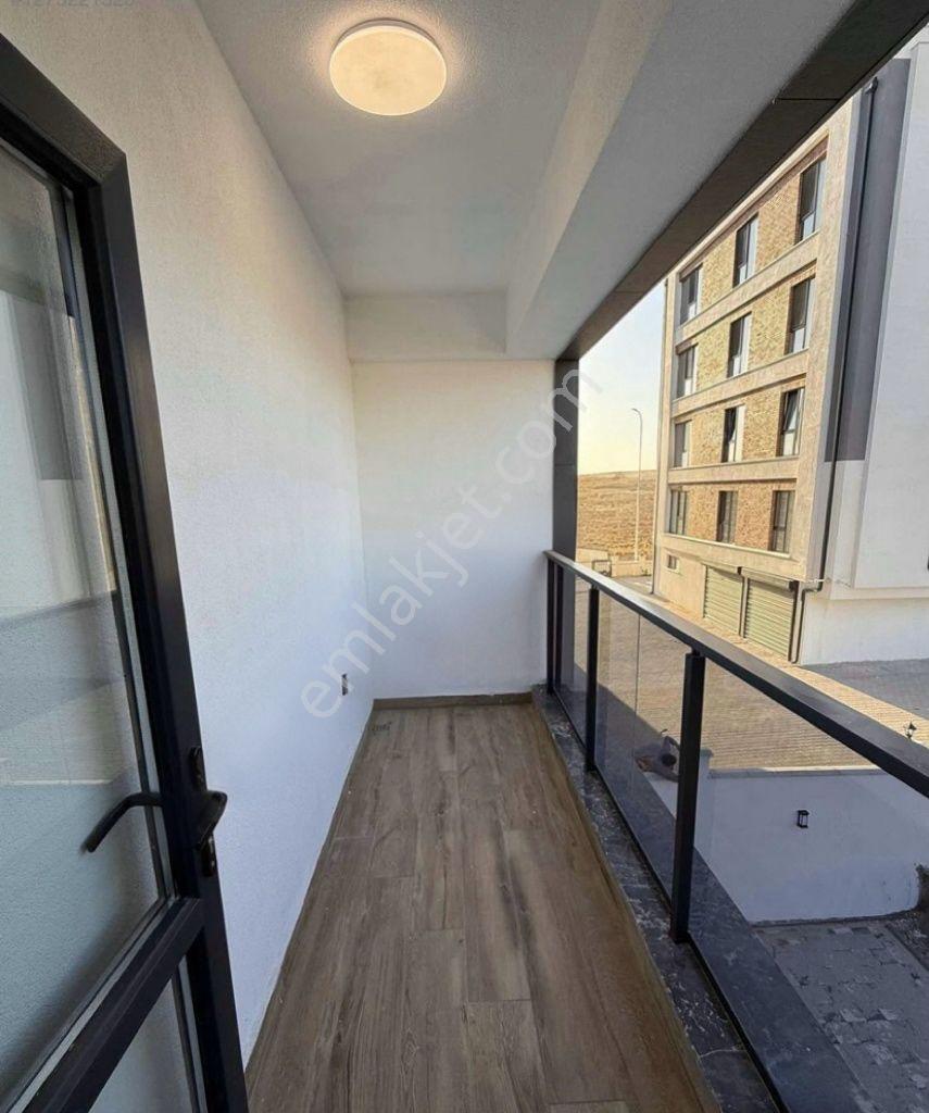 Çamlıca Mahallesinde Ultra Lüks 3+1 150m2 Özel Garajlı Daire - Görsel 13