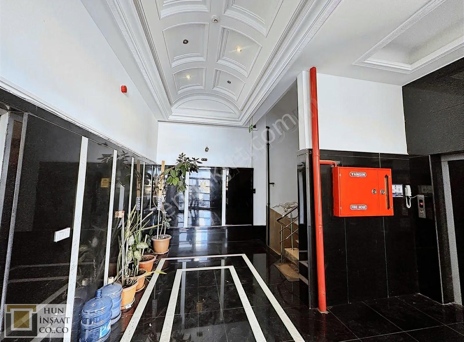 Bağcılar Güneşli 15 Temmuz Mahallesinde Kiralık! İskanlı İşhanı! - Görsel 4