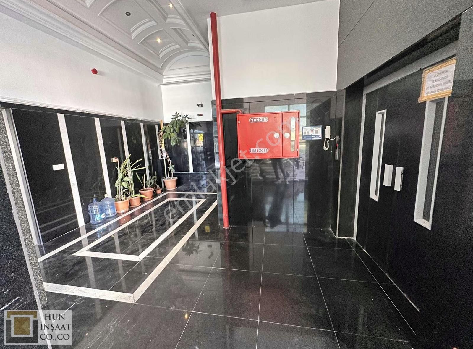 Bağcılar Güneşli 15 Temmuz Mahallesinde Kiralık! İskanlı İşhanı! - Görsel 17