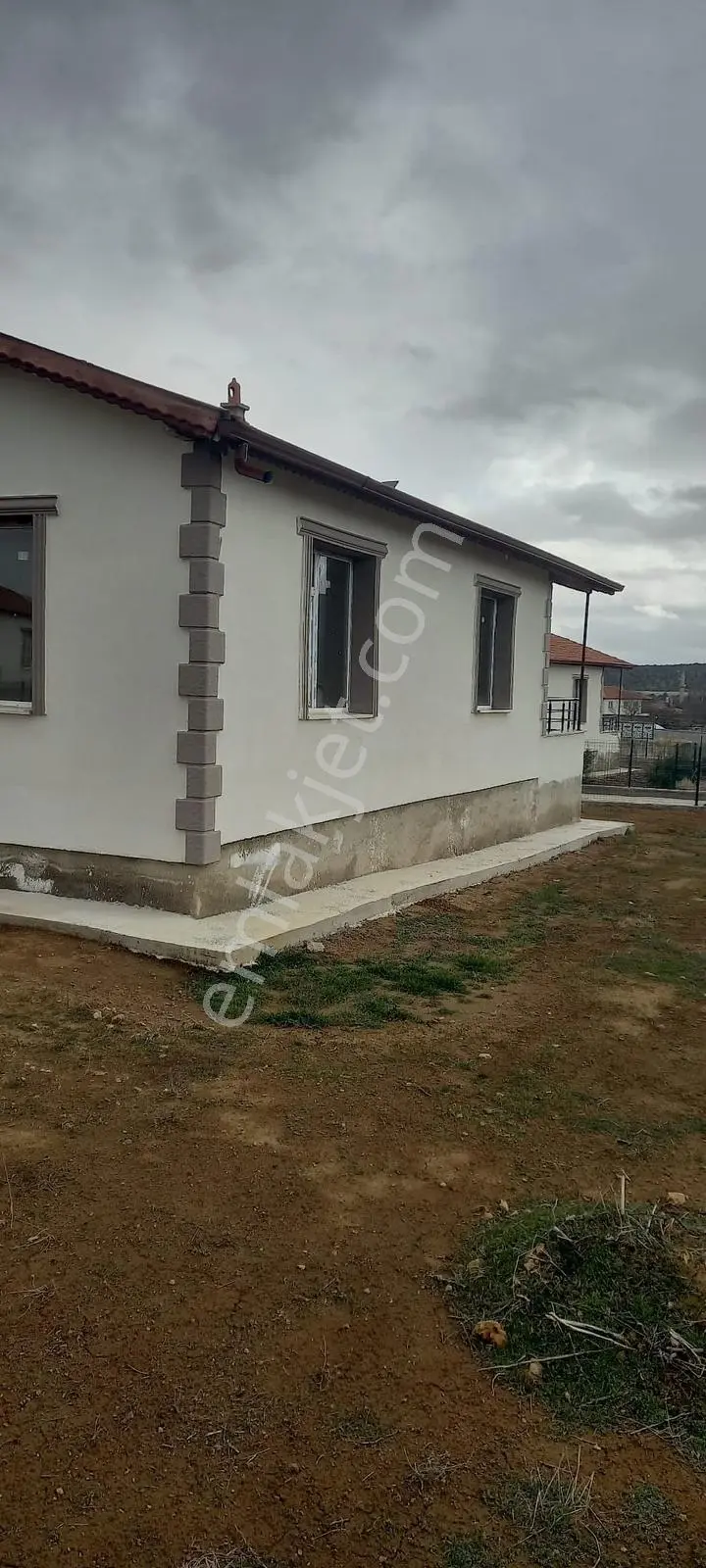 Apa'da İskanlı Site İçerisinde İskanlı Bahçeli Müstakil 2+1 Evvv - Görsel 26