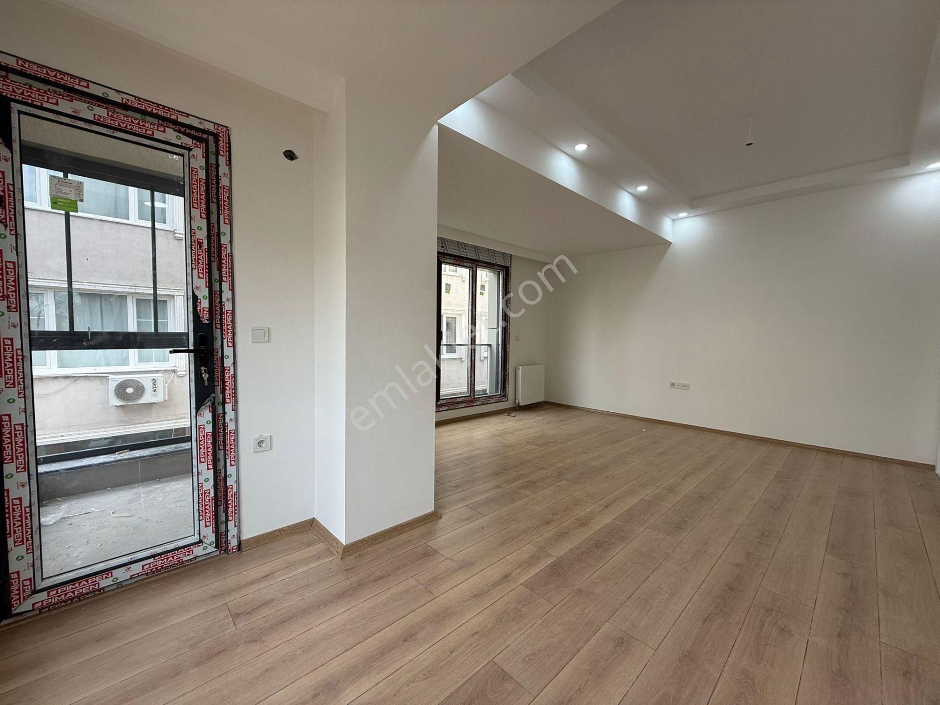 İstanbul House'dan Bahçelievler Merkezde 3+1 Ara Kat Sıfır 95m2 - Görsel 2