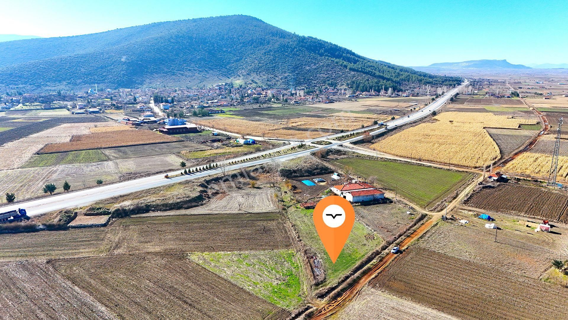 Denizli Tavas Solmaz Köyü Yol Cepheli Tarla - Görsel 6