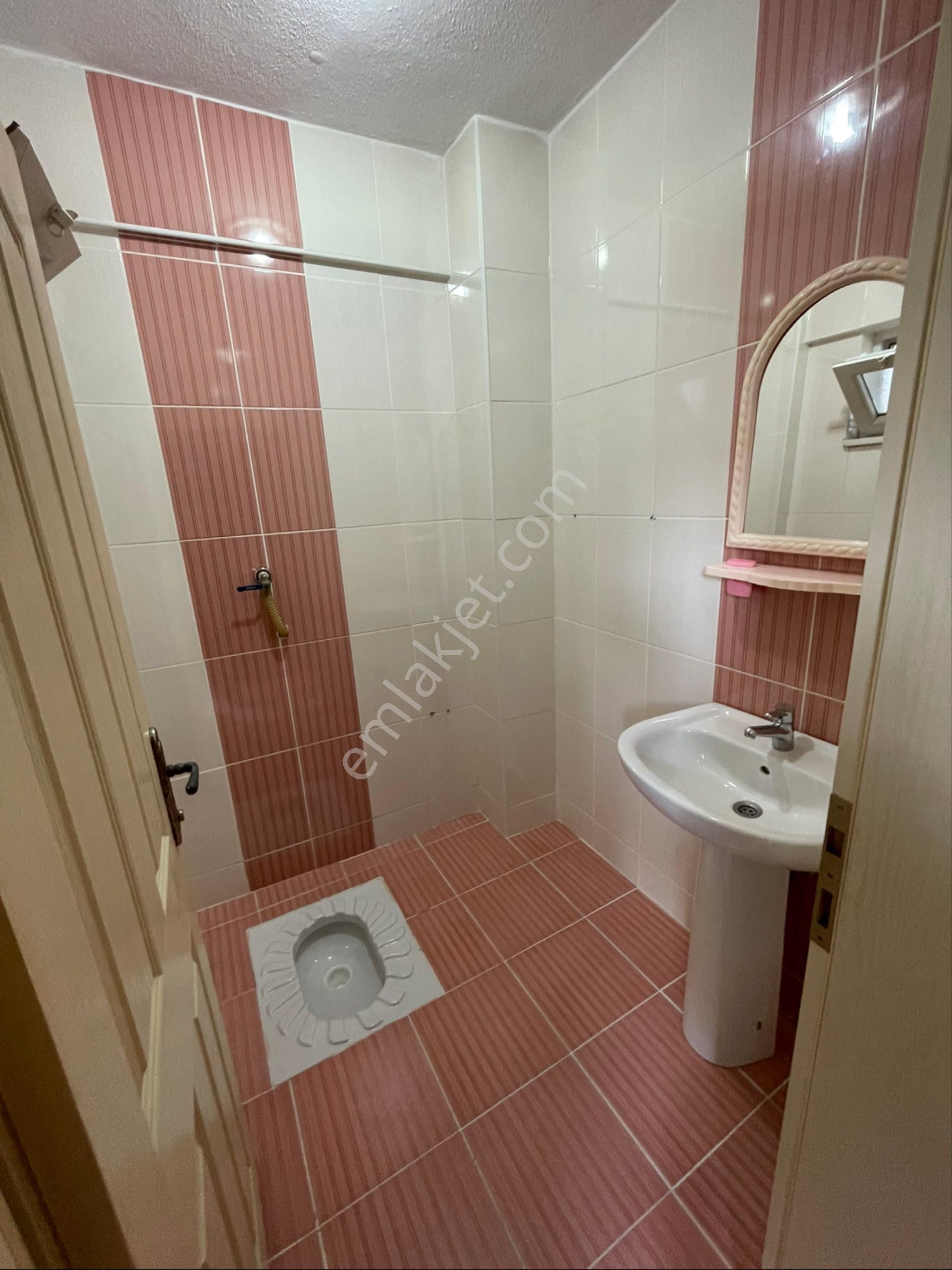 Emlakçe G.y.m Den Aşagı Kirazcada Kiralık 3+1 Daire - Görsel 5