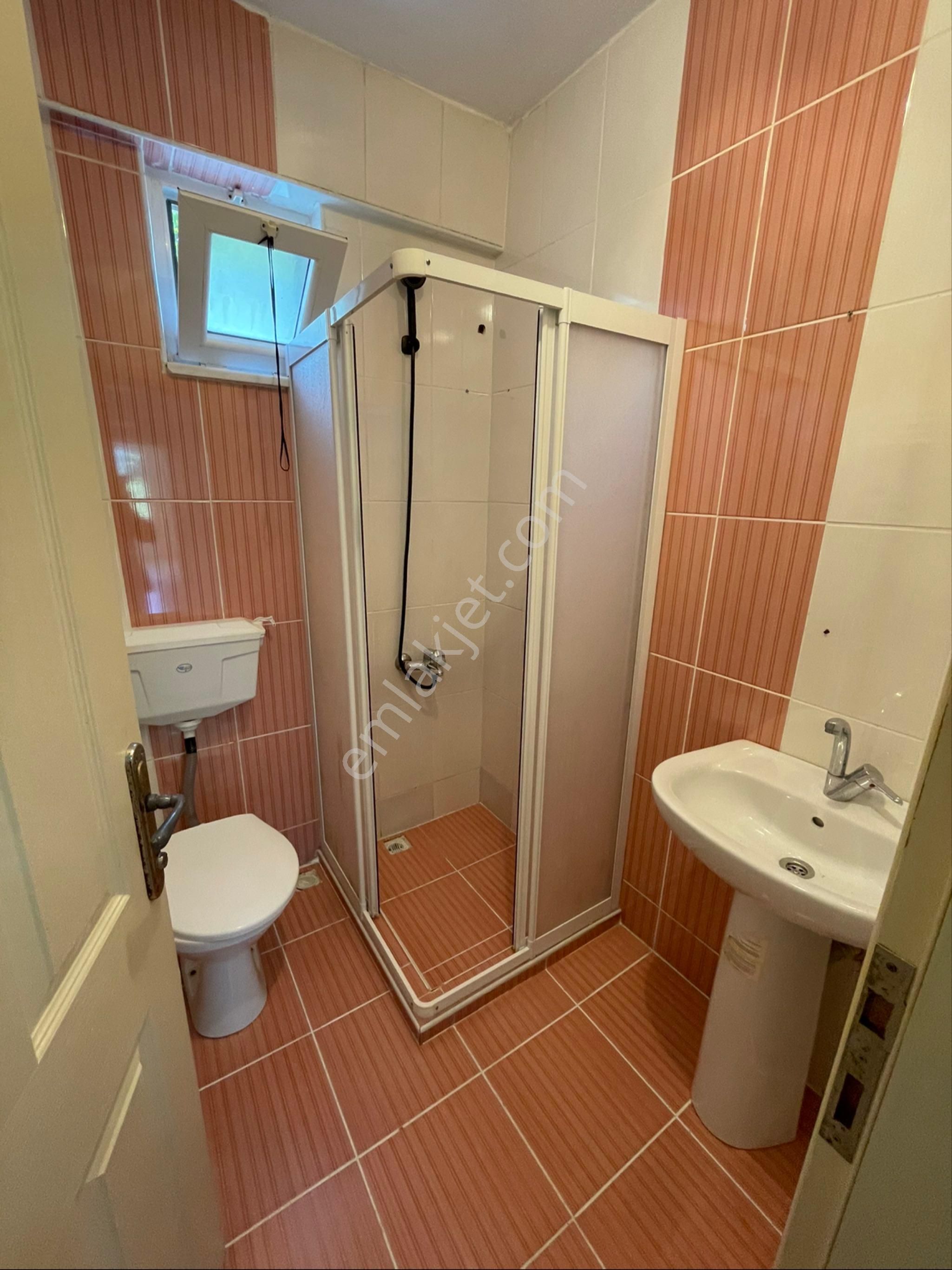 Emlakçe G.y.m Den Aşagı Kirazcada Kiralık 3+1 Daire - Görsel 15