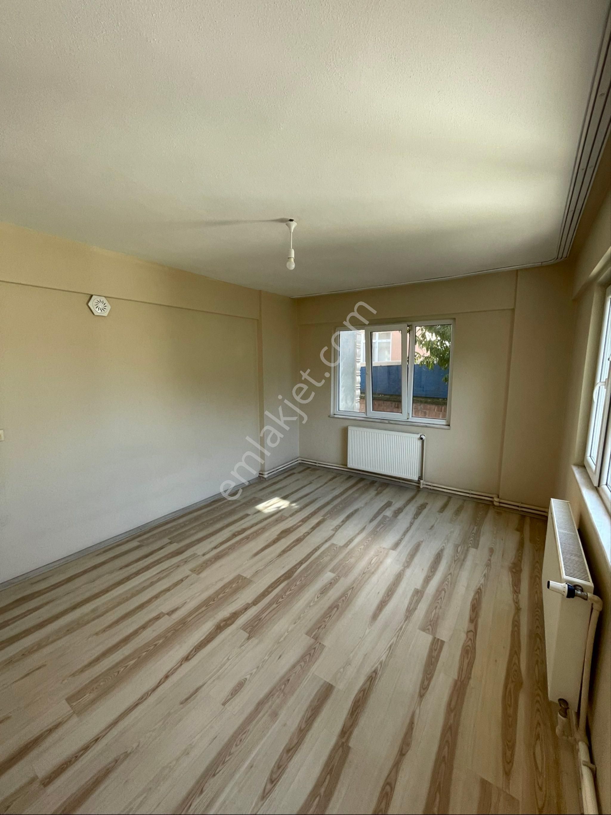 Emlakçe G.y.m Den Aşagı Kirazcada Kiralık 3+1 Daire - Görsel 9
