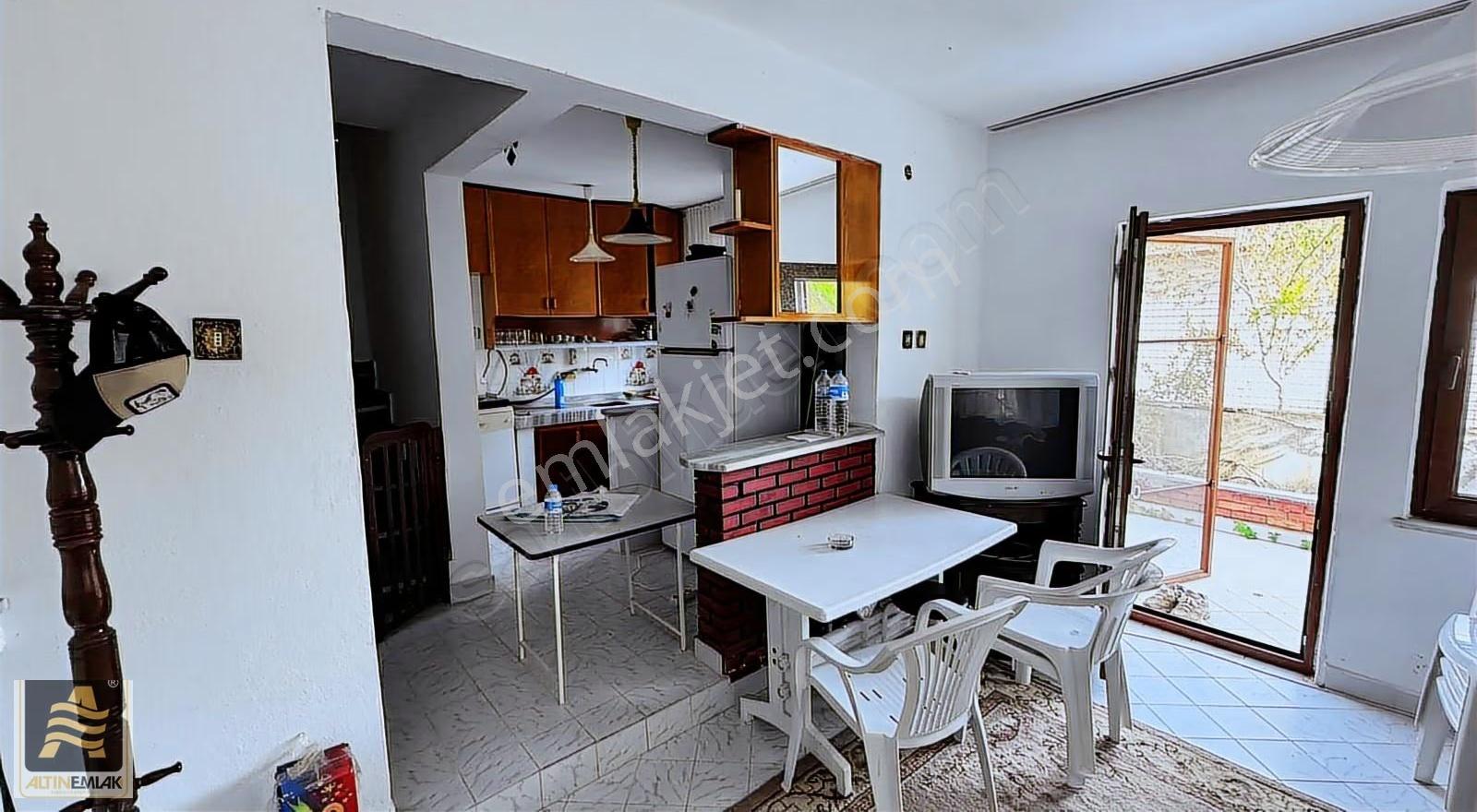 Kefken Sahilde Müstakil Triplex Villa - Görsel 34