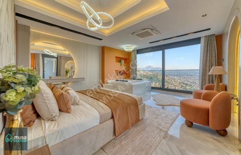 Alanya Tepe Mah. Lüks Eşyalı Deniz Doğa Ve Kale Manzaralı Villa - Görsel 5