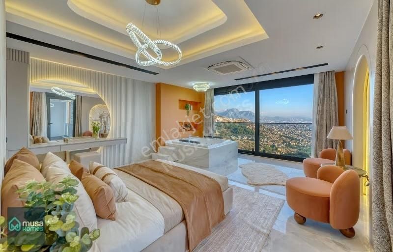 Alanya Tepe Mah. Lüks Eşyalı Deniz Doğa Ve Kale Manzaralı Villa - Görsel 13