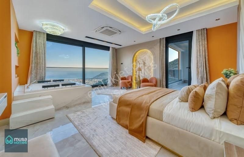 Alanya Tepe Mah. Lüks Eşyalı Deniz Doğa Ve Kale Manzaralı Villa - Görsel 8