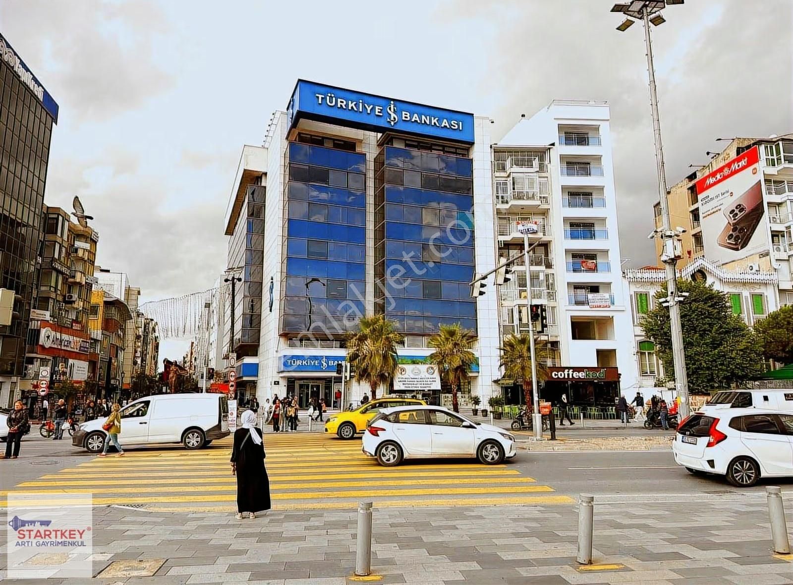 Karşıyaka Sahilde İskele Karşısı Yalı Dairesi - Görsel 12