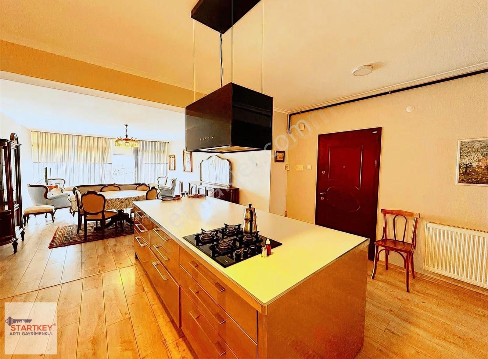 Karşıyaka Sahilde İskele Karşısı Yalı Dairesi - Görsel 18