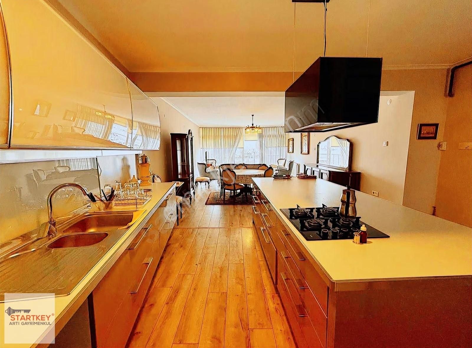 Karşıyaka Sahilde İskele Karşısı Yalı Dairesi - Görsel 34