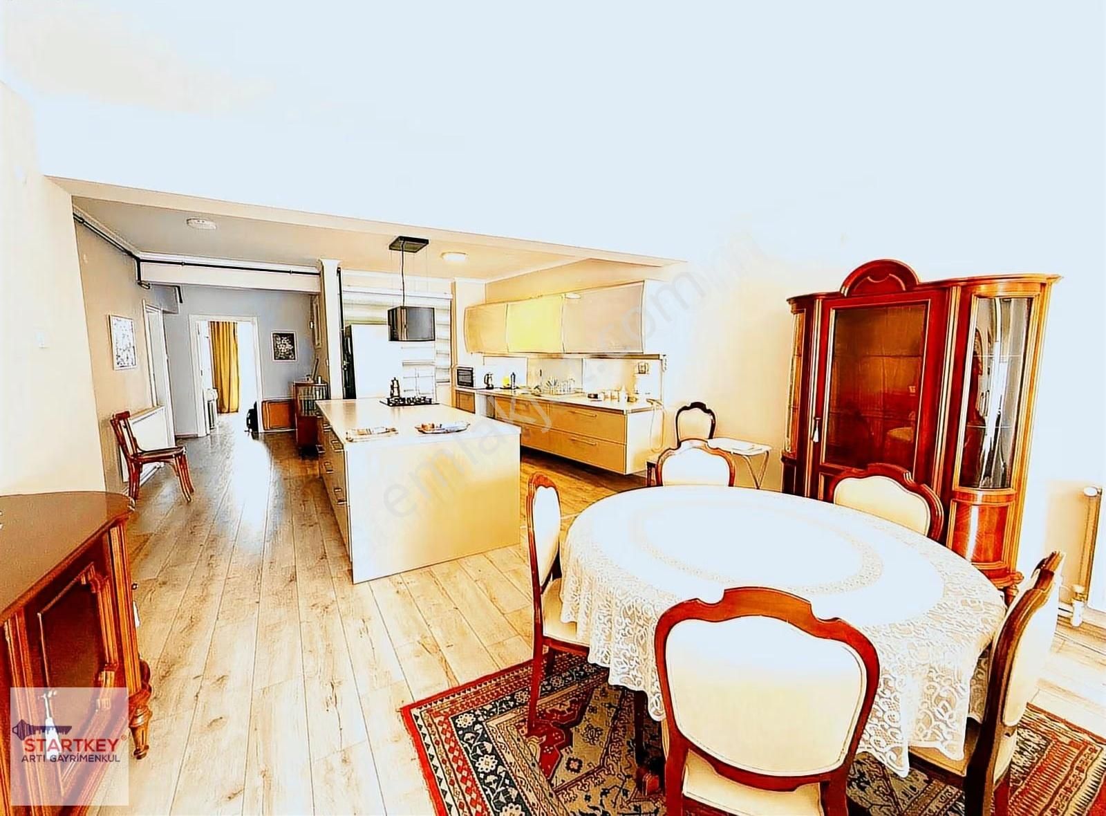 Karşıyaka Sahilde İskele Karşısı Yalı Dairesi - Görsel 28