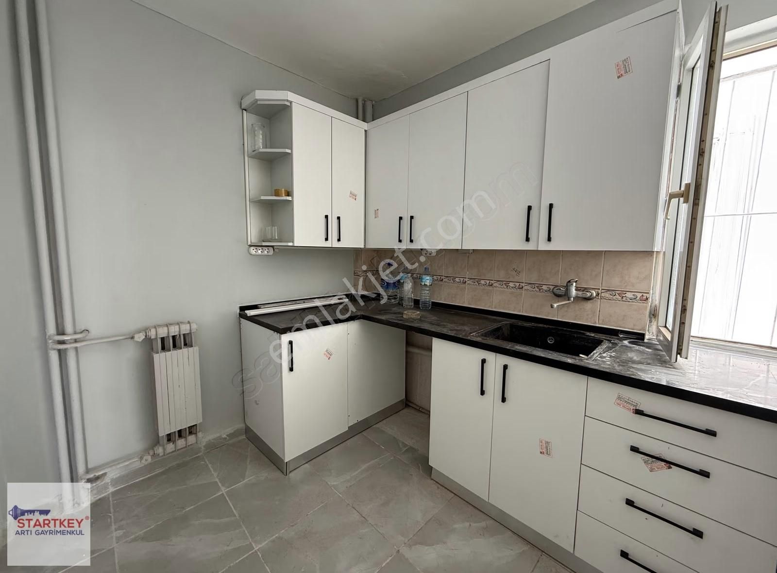Bostanlı Emlak Bankası Konutları Deniz Manzaralı 3+1 Kiralık - Görsel 21