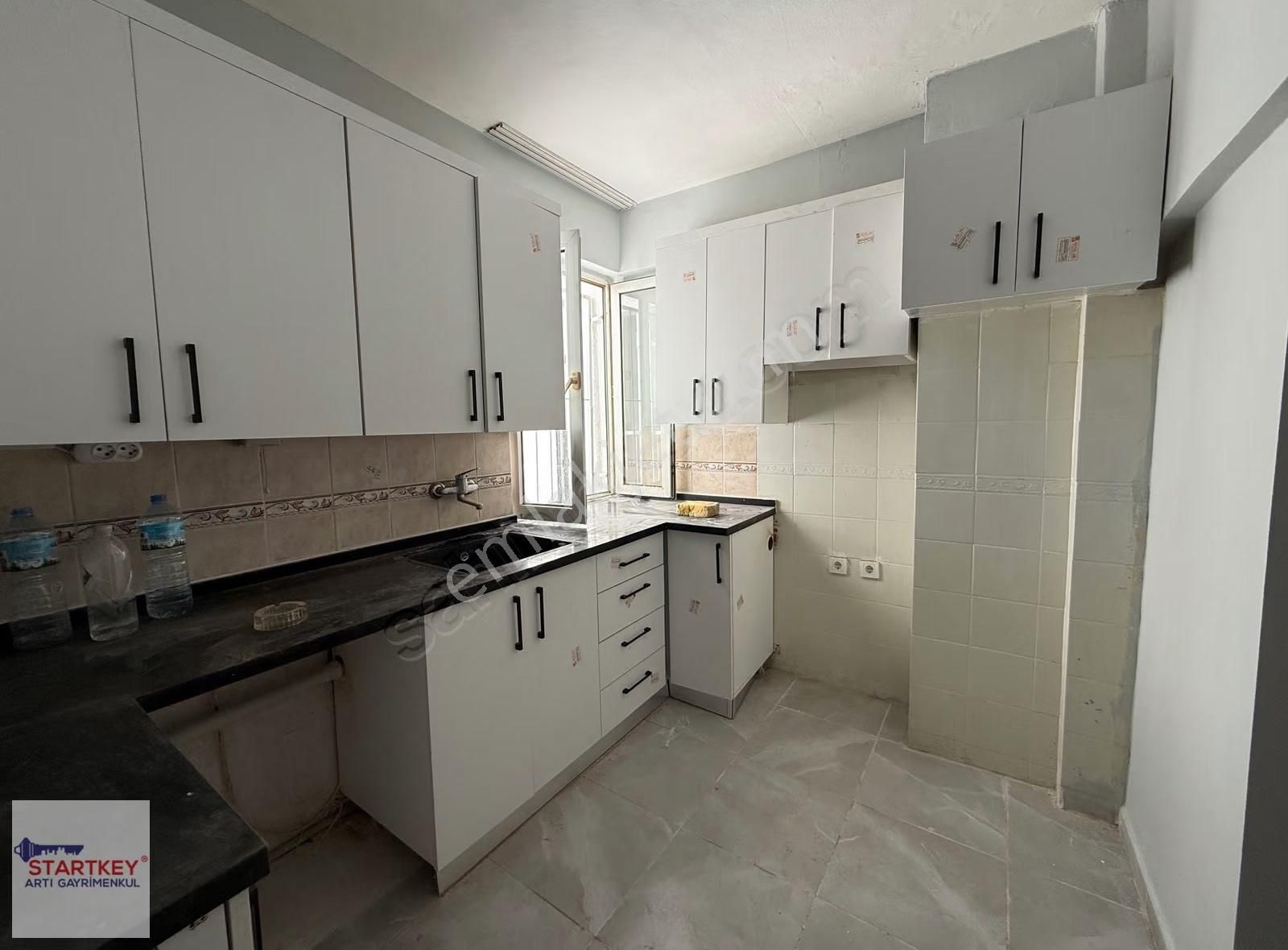 Bostanlı Emlak Bankası Konutları Deniz Manzaralı 3+1 Kiralık - Görsel 11