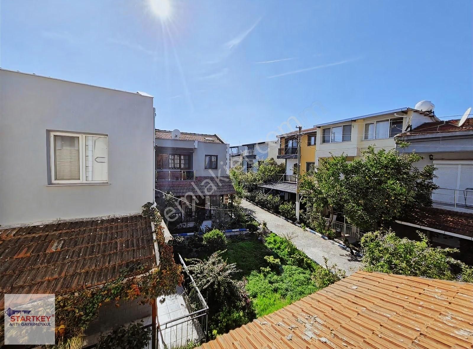 Yeni Foça Kozbeyli Mahallesi Gencelli Satılık 3+1 Dubleks Villa - Görsel 13