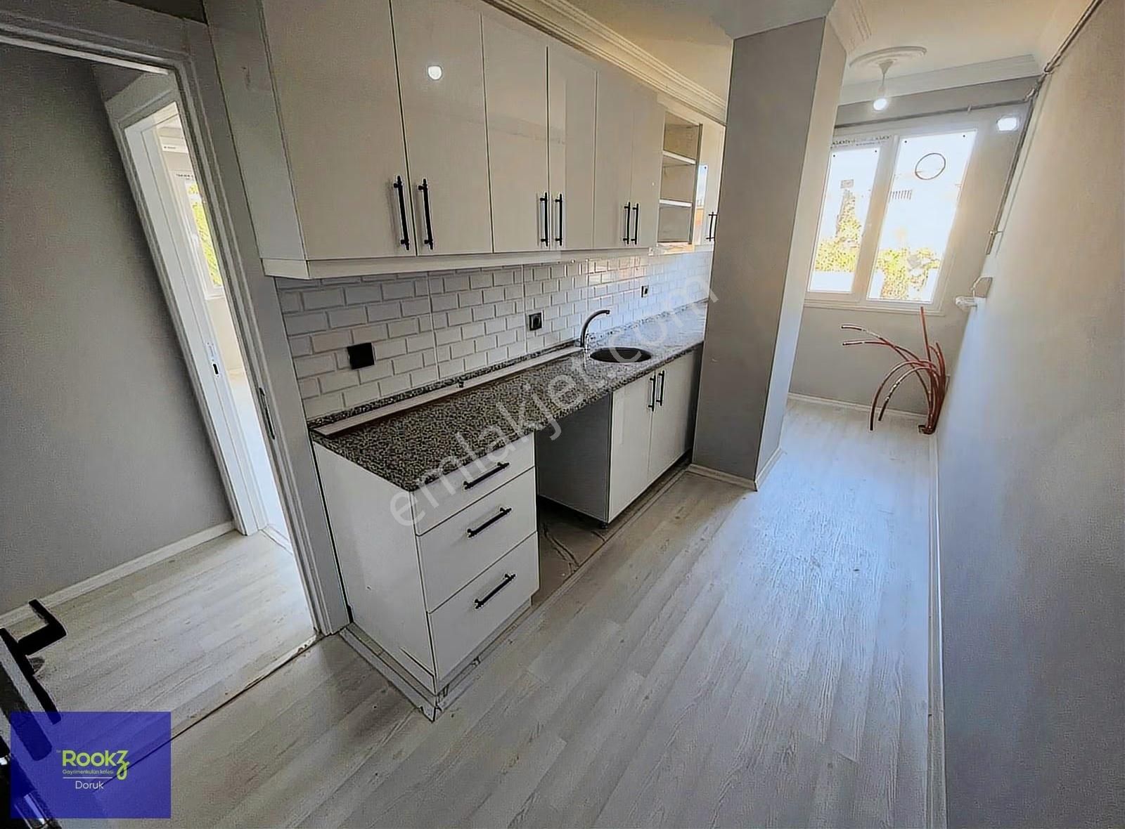 Sultanbeyli Mehmetakif Mah. Satılık 5+1 Üst Dubleks Daire - Görsel 6