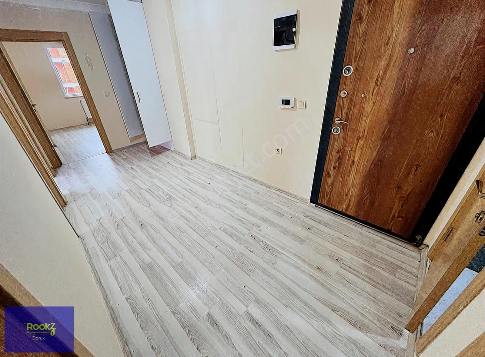 Sultanbeyli Hamidiye Mahallesi'nde İskanlı 5+1 Dubleks Daire!!! - Görsel 14