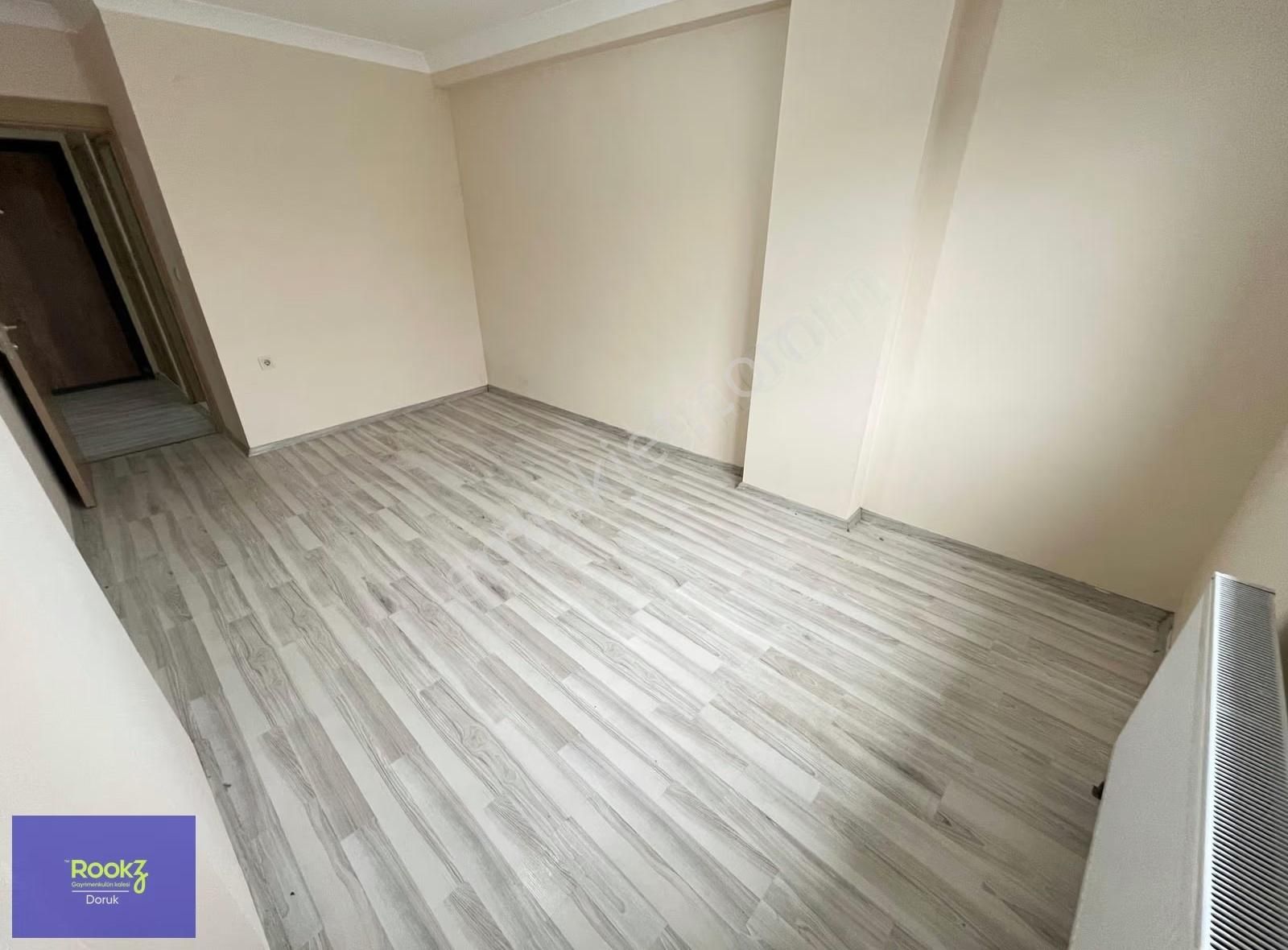 Sultanbeyli Hamidiye Mahallesi'nde İskanlı 5+1 Dubleks Daire!!! - Görsel 3