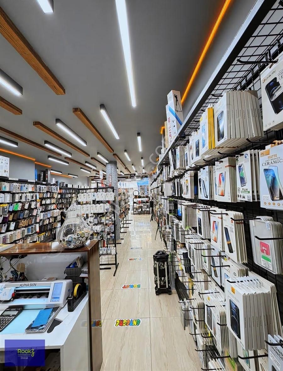 Rookz Doruk'tan Pendik'in İşlek Caddesinde Mükemmel Dizaynişyeri - Görsel 4