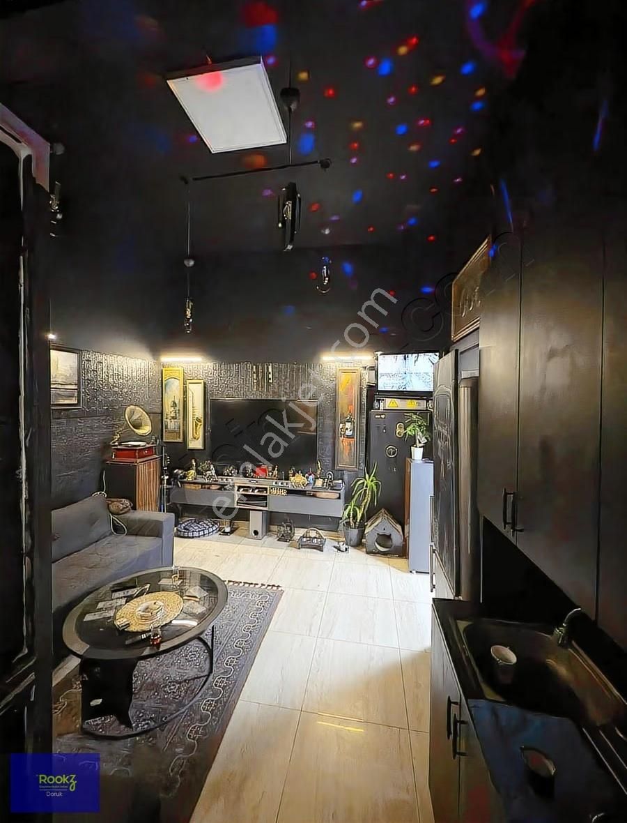 Rookz Doruk'tan Pendik'in İşlek Caddesinde Mükemmel Dizaynişyeri - Görsel 11
