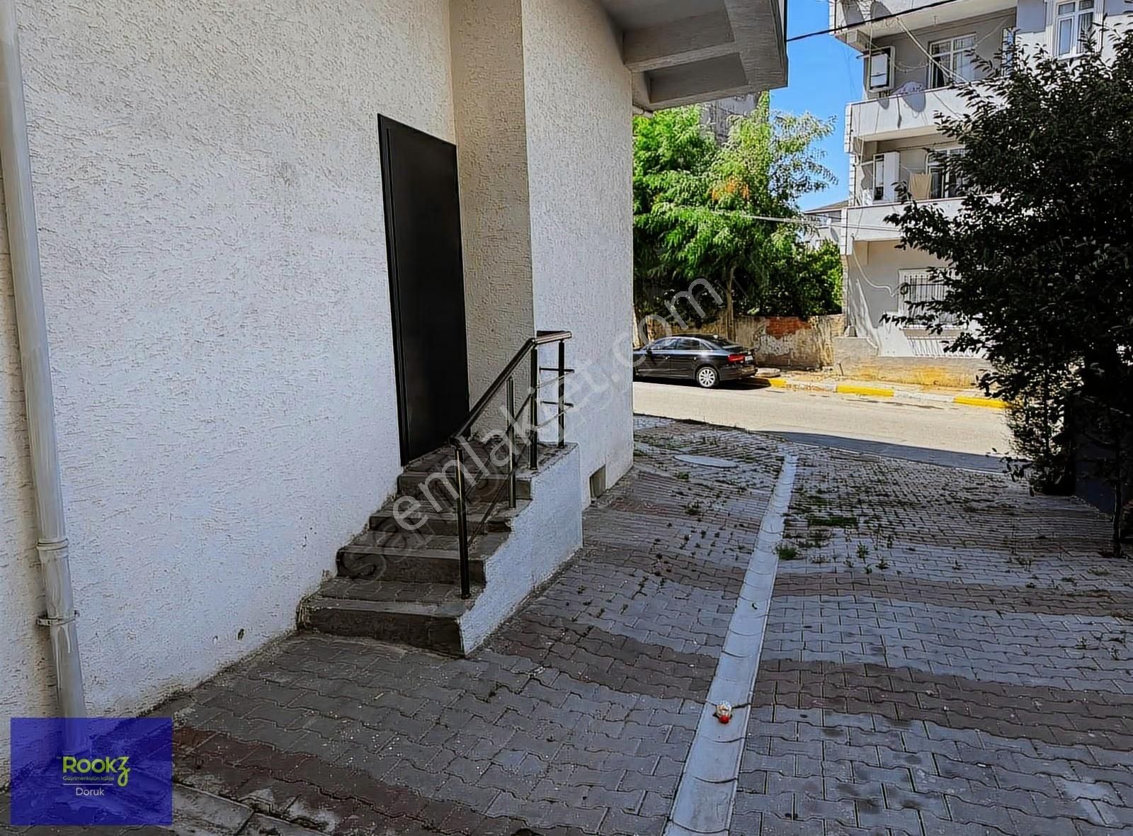 Rookz Doruk'dan İki Cadde Arasında Vitrin Değeri Yüksek Ticari!! - Görsel 4
