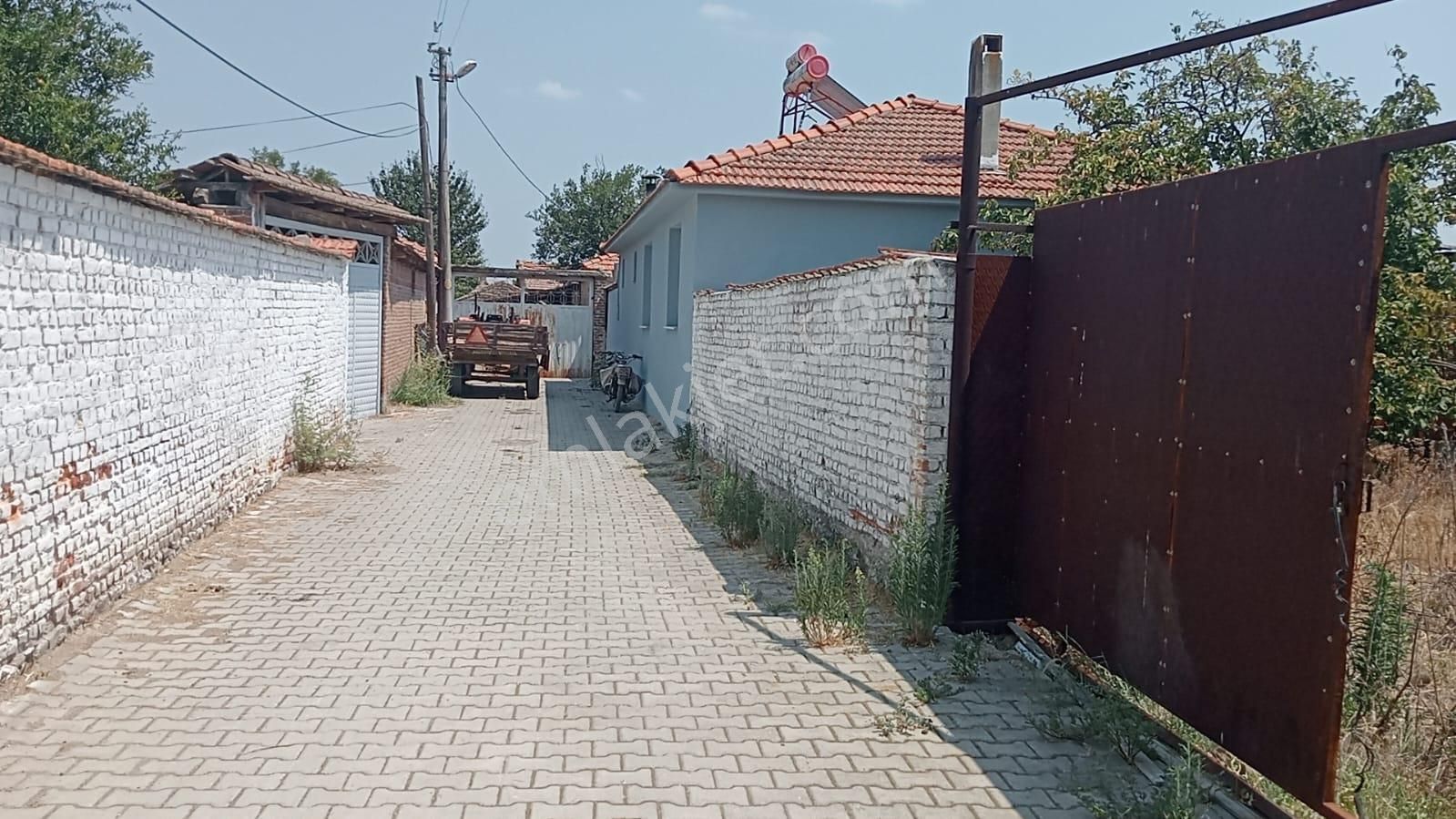 Komutan Emlaktan Bergama Ayazköy De 291 M2 Arsa - Görsel 13