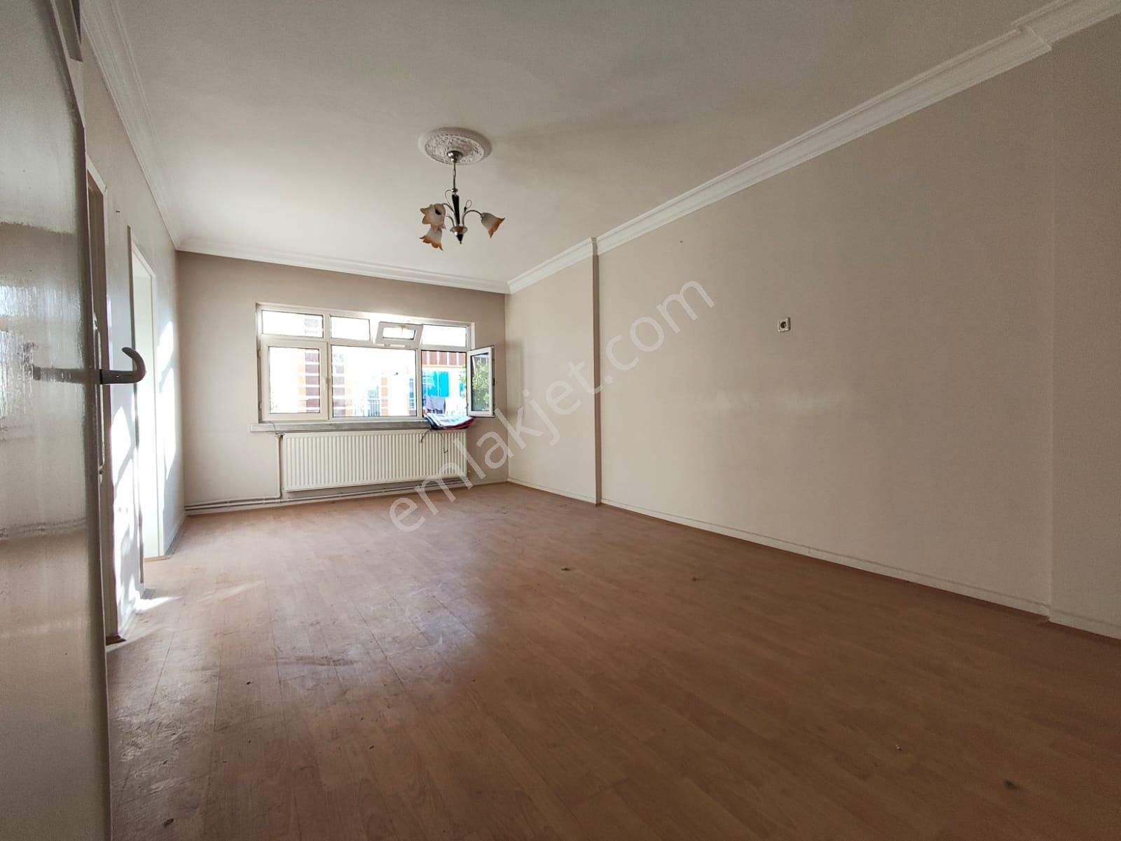 Yılmaz Gayrimenkul Den Atatürk Mah 3+1 Arakatta Yapılı 125 M2 19 Bin Tl Kiralık Daire Acillll.... - Görsel 8