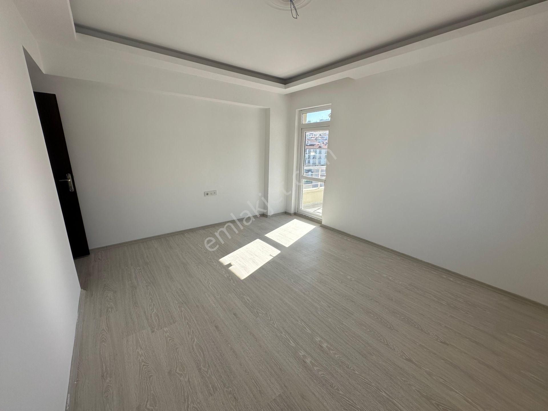 Keçiörende 3+1 Full Yapılı Geniş Ebeveyn Banyolu Geniş Balkonlu - Görsel 16
