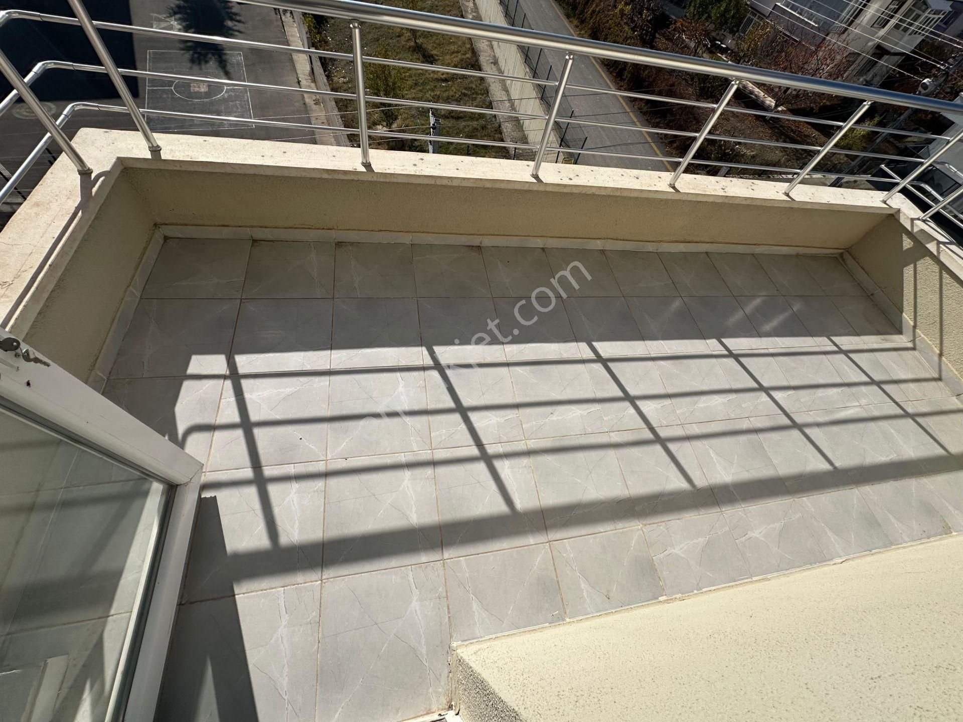 Keçiörende 3+1 Full Yapılı Geniş Ebeveyn Banyolu Geniş Balkonlu - Görsel 14