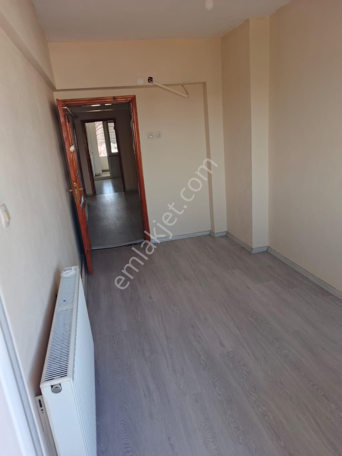 Emlakçe G.y.m Den 3+1 Aşagı Kirazcada Kiralık Daire - Görsel 7