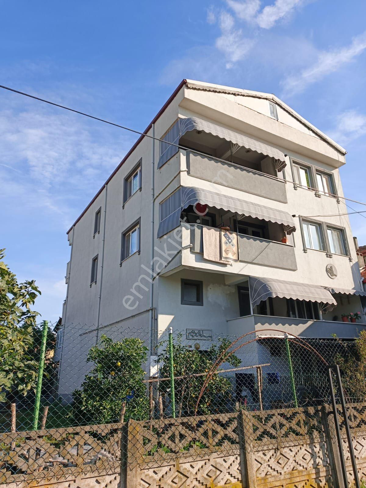 Emlakçe G.y.m Den 3+1 Aşagı Kirazcada Kiralık Daire