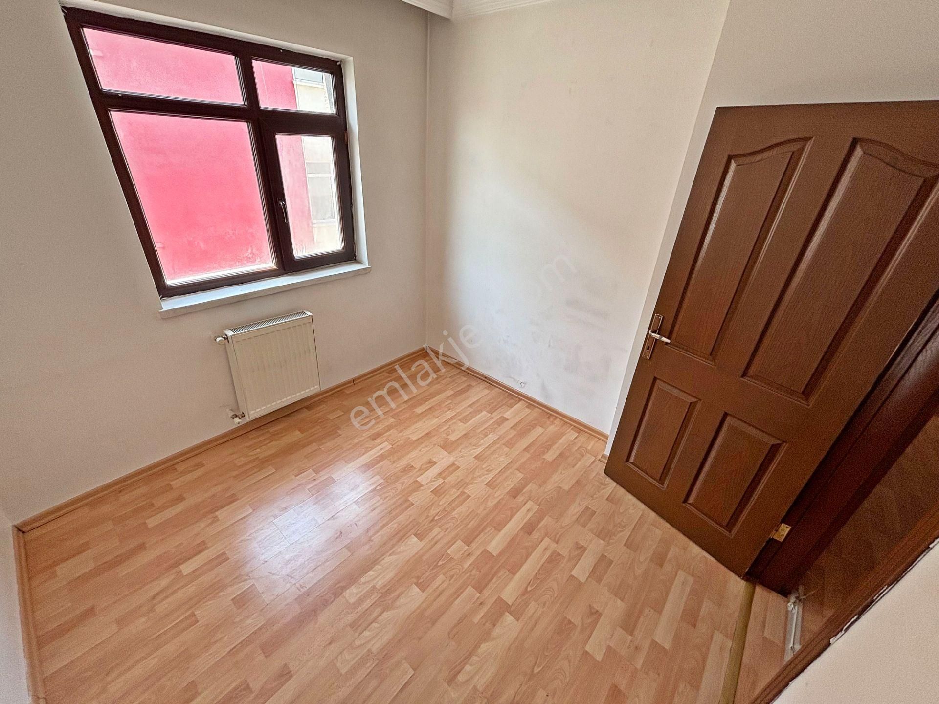 4+1 Katta Tek Daire 4. Kat Asansörlü Ana Cadde Yakını 2 Balkonlu - Görsel 26