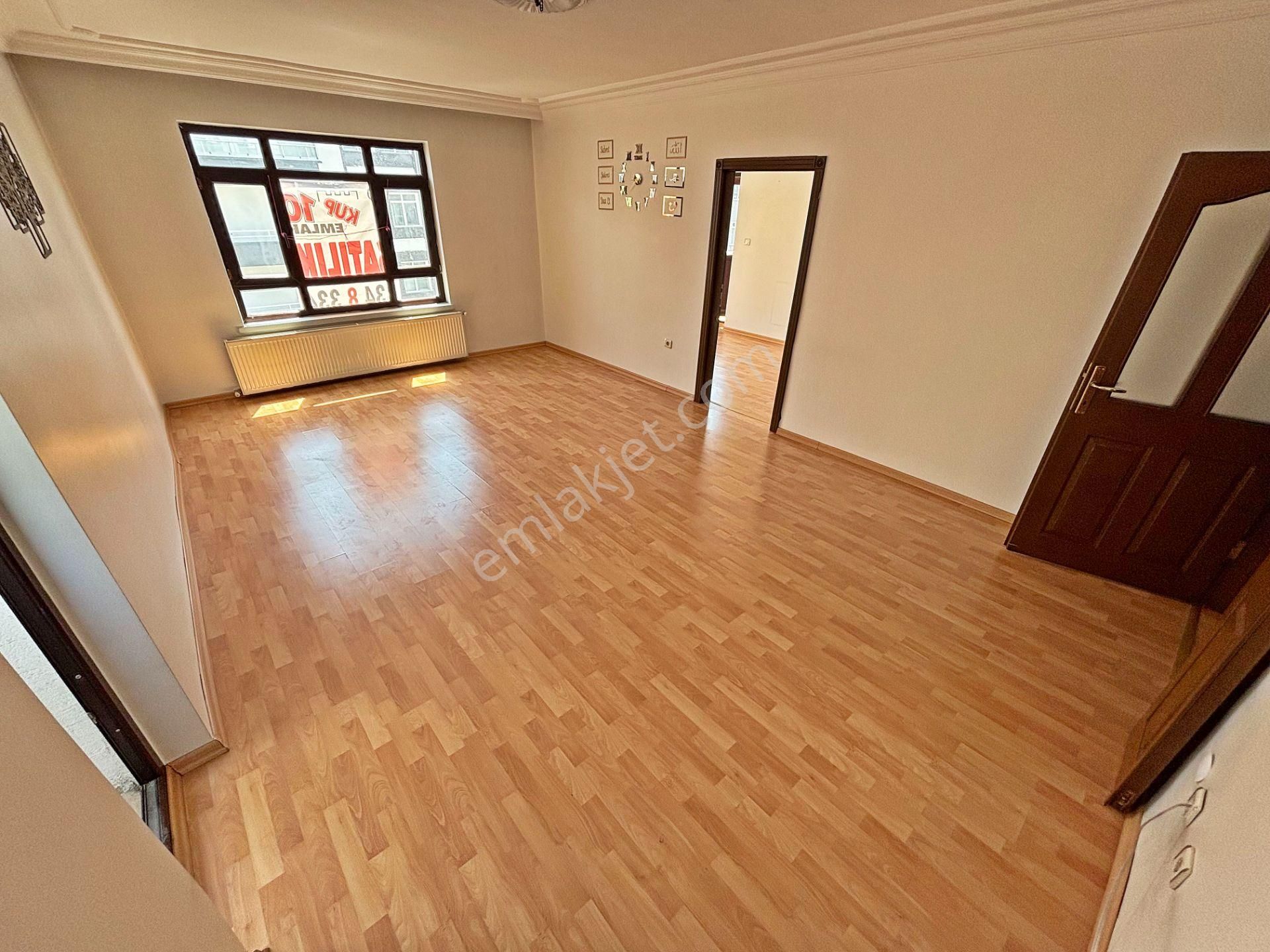 4+1 Katta Tek Daire 4. Kat Asansörlü Ana Cadde Yakını 2 Balkonlu - Görsel 16