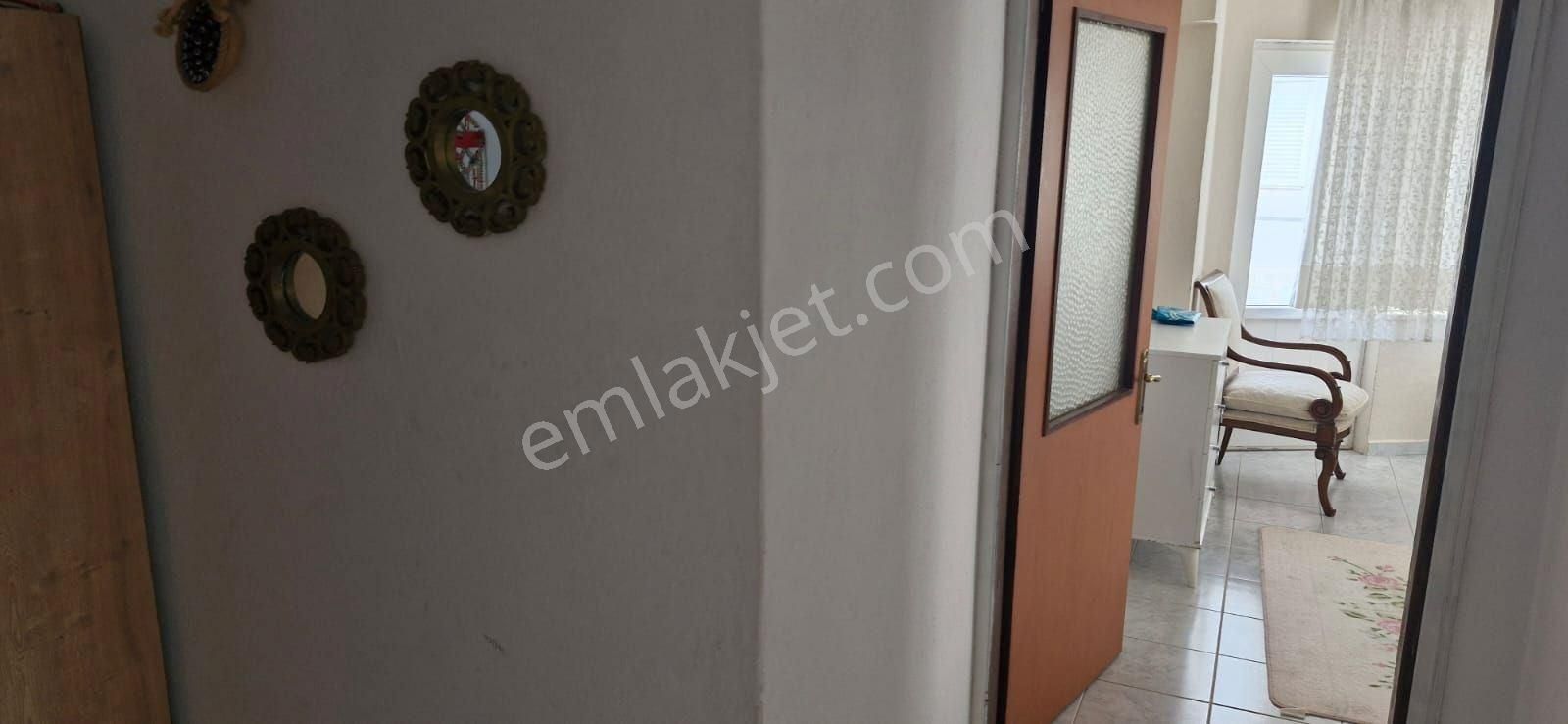 Ayvalık Sarimsaklida 'de Kiralık 2+1 Daire, 110m², Eşyalı, Şehir Ve Doğa Manzaralı, Denize Yakın - Görsel 8
