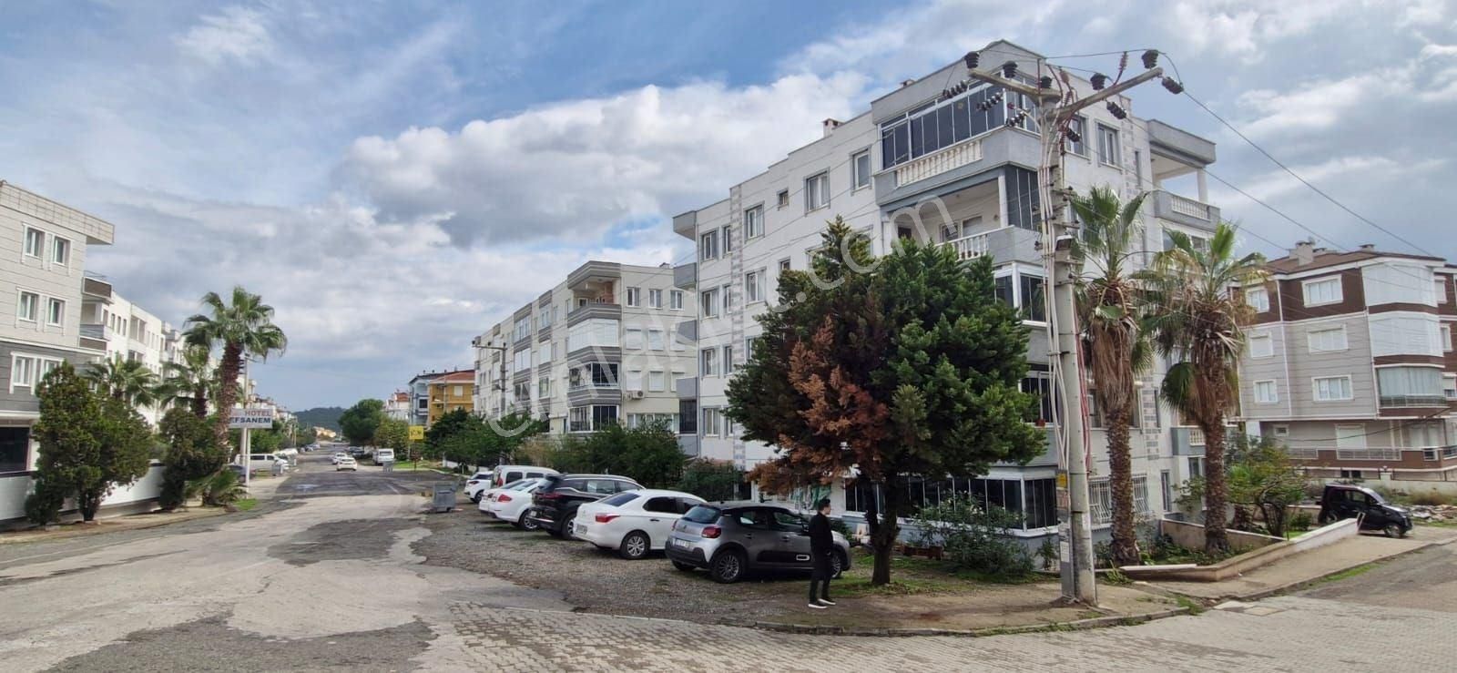 Ayvalık Sarimsaklida 'de Kiralık 2+1 Daire, 110m², Eşyalı, Şehir Ve Doğa Manzaralı, Denize Yakın - Görsel 3