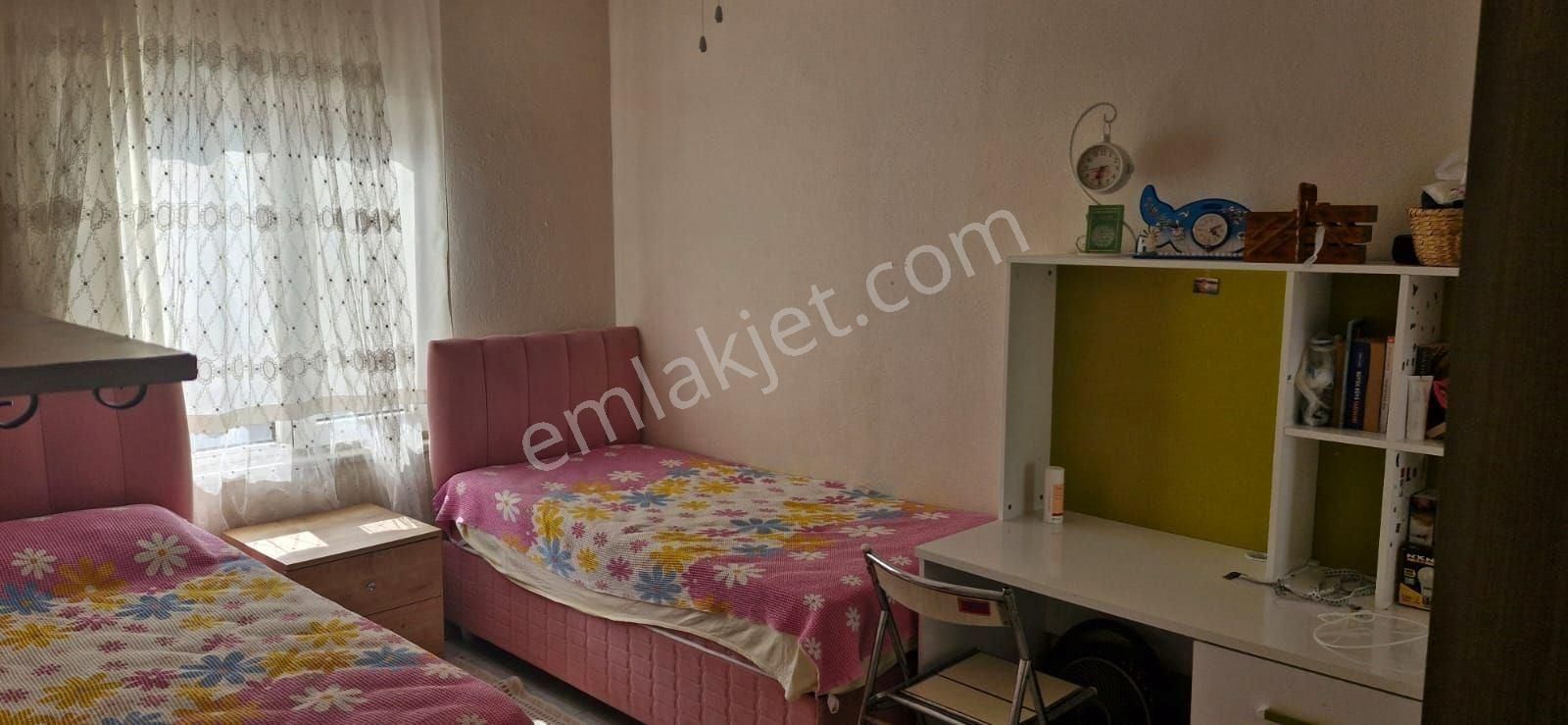 Ayvalık Sarimsaklida 'de Kiralık 2+1 Daire, 110m², Eşyalı, Şehir Ve Doğa Manzaralı, Denize Yakın - Görsel 22
