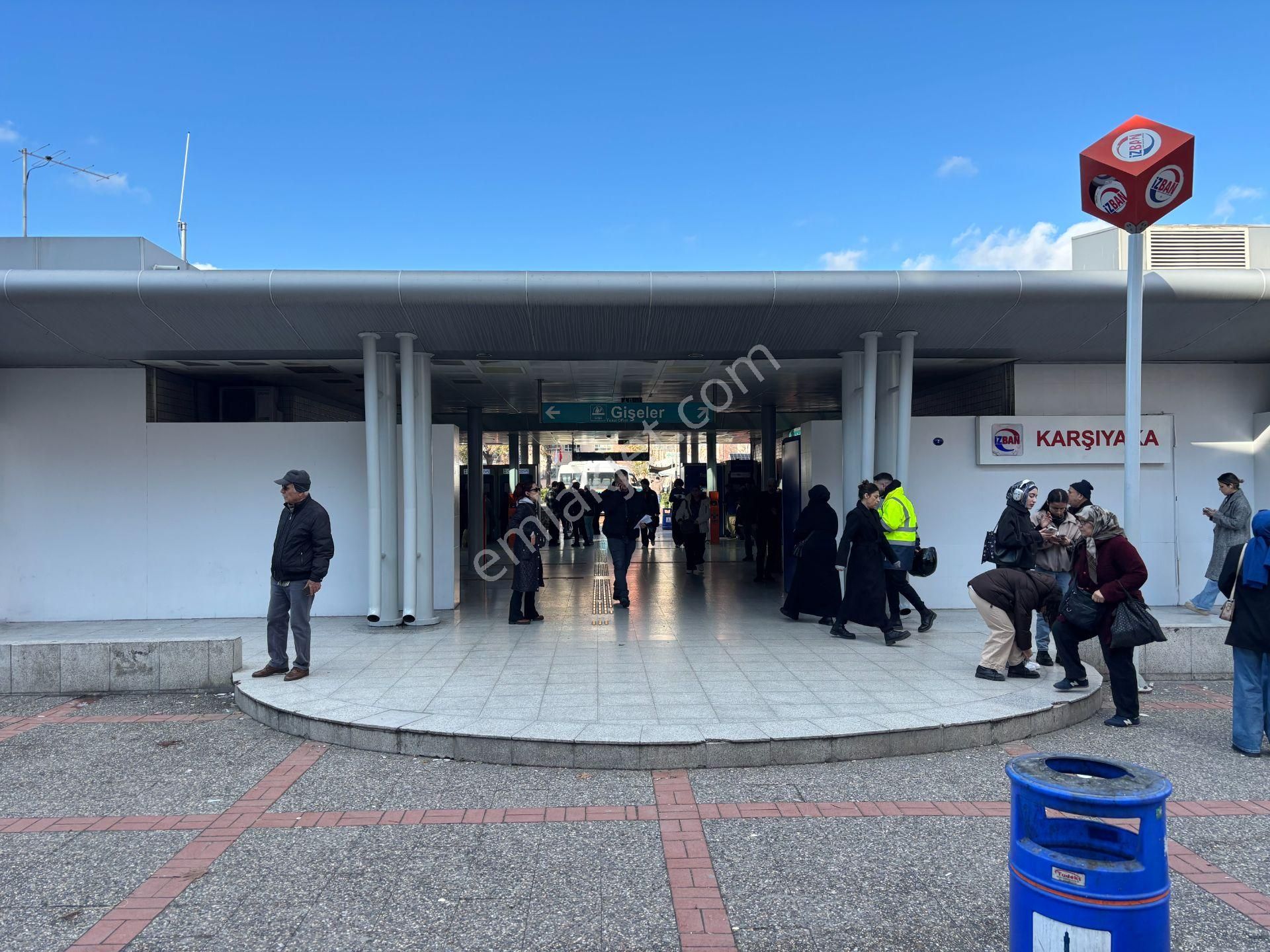 Karşıyaka Donanmacı Mahallesi'nde Projeden Satılık 2+1 Daire