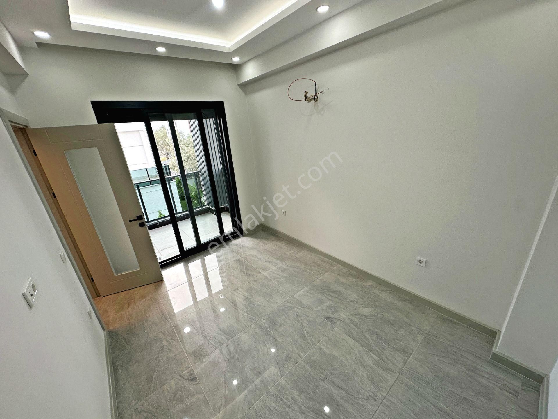 Ayanoğlun'dan Gürede Denize Panoramik Deniz Manzaralı Havuzlu Genişl 7+1 Satılık Tam Müstakil Villa - Görsel 10