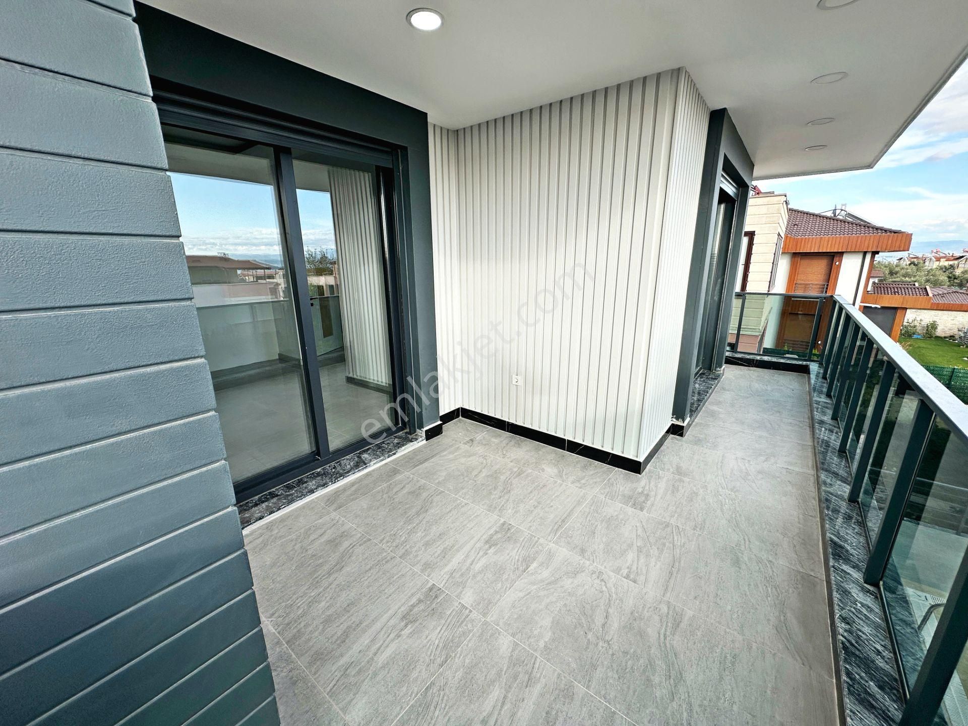 Ayanoğlun'dan Gürede Denize Panoramik Deniz Manzaralı Havuzlu Genişl 7+1 Satılık Tam Müstakil Villa - Görsel 24