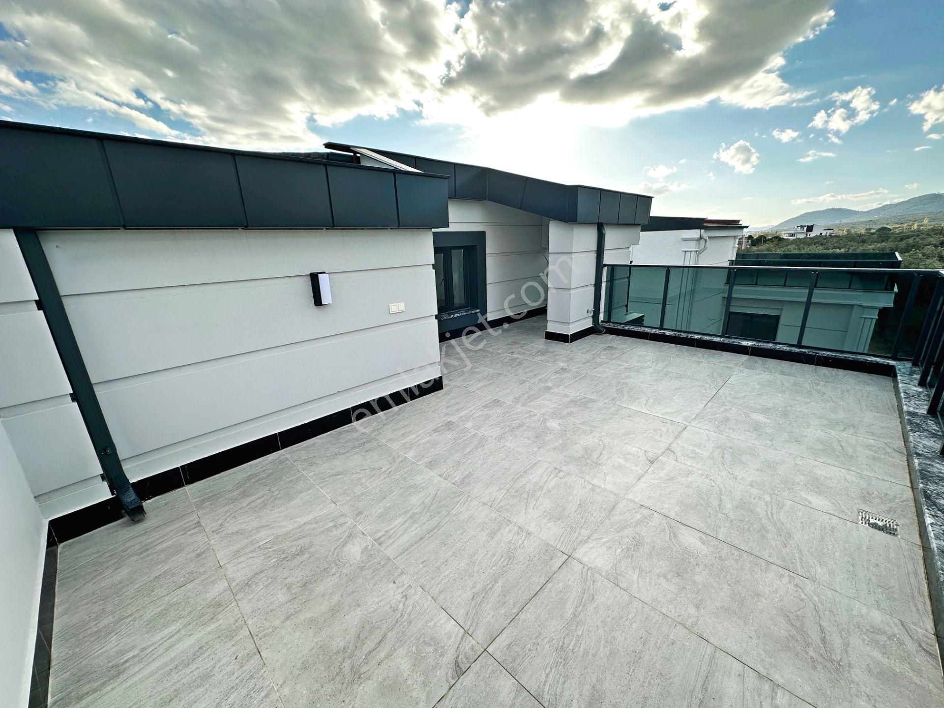 Ayanoğlun'dan Gürede Denize Panoramik Deniz Manzaralı Havuzlu Genişl 7+1 Satılık Tam Müstakil Villa - Görsel 32